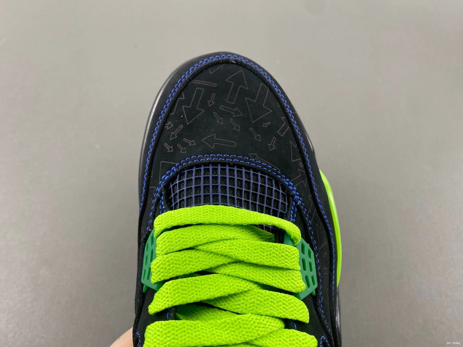 Doernbecher - 4 Jordan 308497-015 Retro 1123